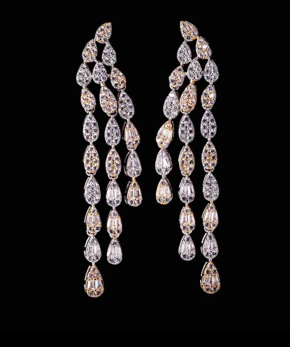 The Gilded Waterfall necklace